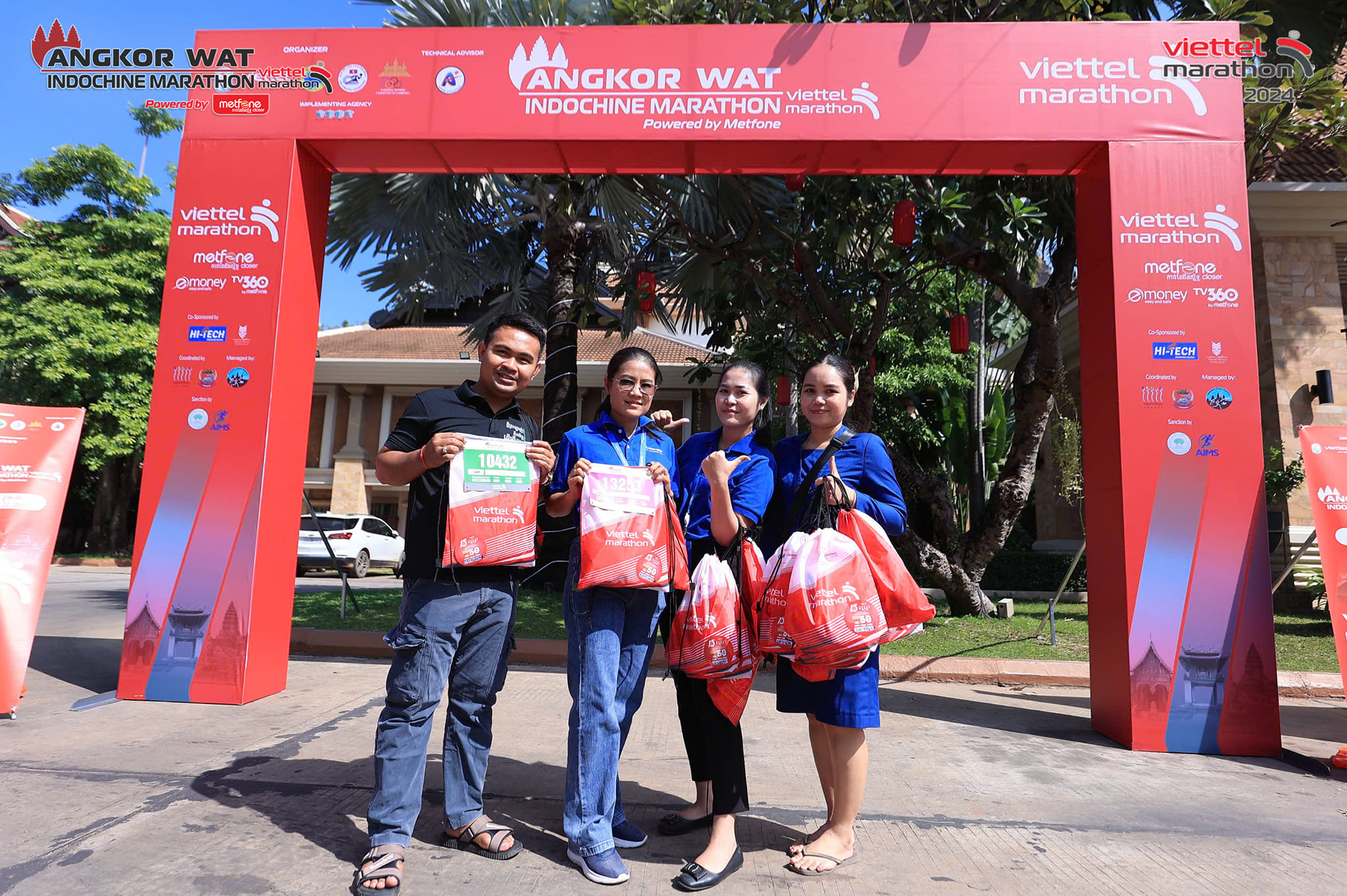 Sôi động ngày nhận racekit Viettel Marathon 2024 chặng Angkor Wat